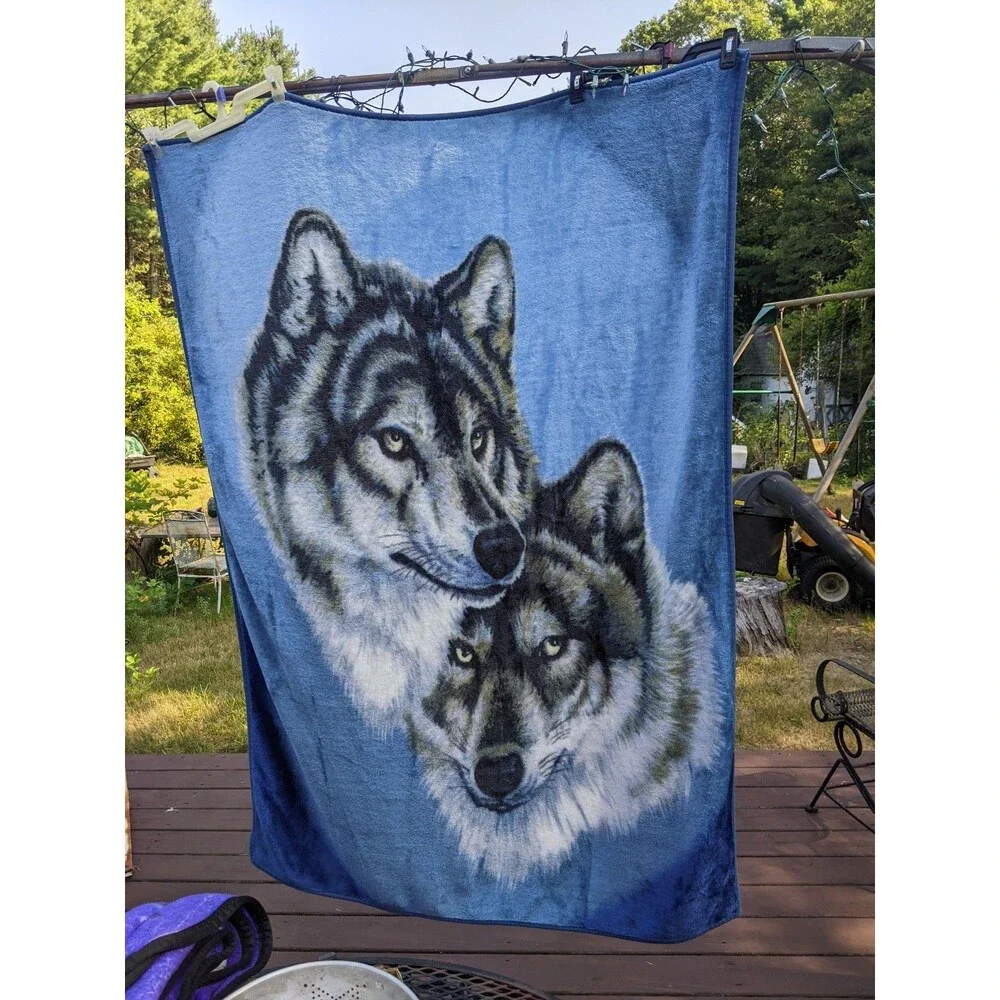 Wolf Wolves Boutique Collection Blanket Couch Bed Throw Blue 46